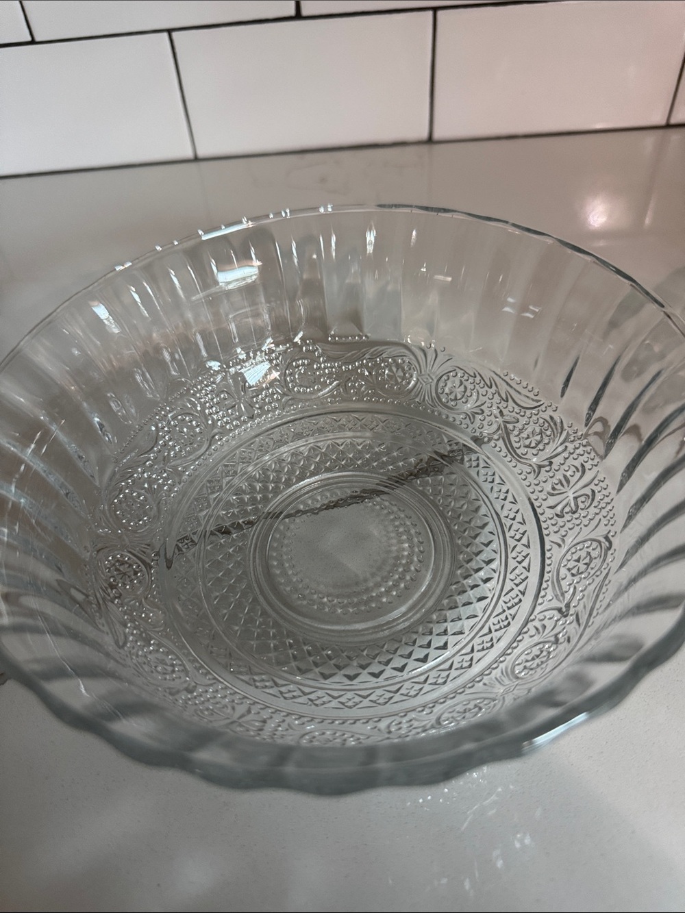 Vintage Clear Patterned Glass Bowl Scallop Rim Floral Medallion 7.5"